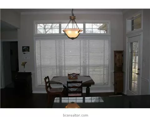 3704 Williams Trace Dr, Bryan, TX 77808 photo 12