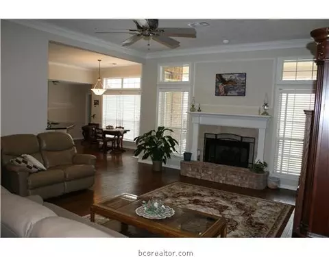 3704 Williams Trace Dr, Bryan, TX 77808 photo 14