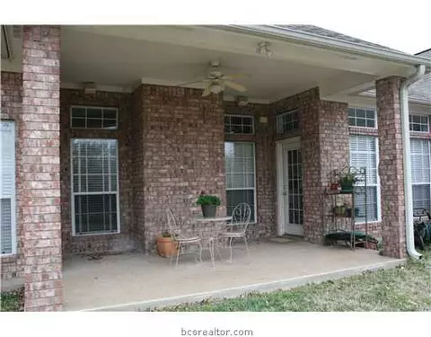 3704 Williams Trace Dr, Bryan, TX 77808 photo 4