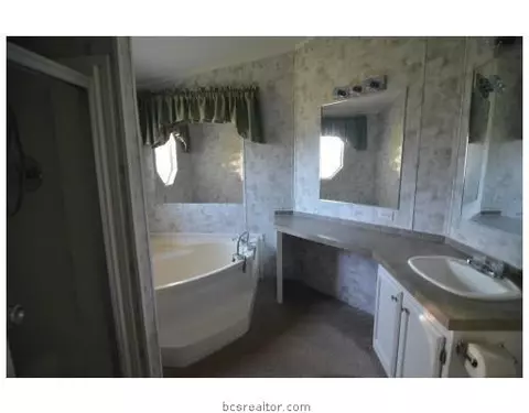3407 Colson Rd, Bryan, TX 77808 photo 12