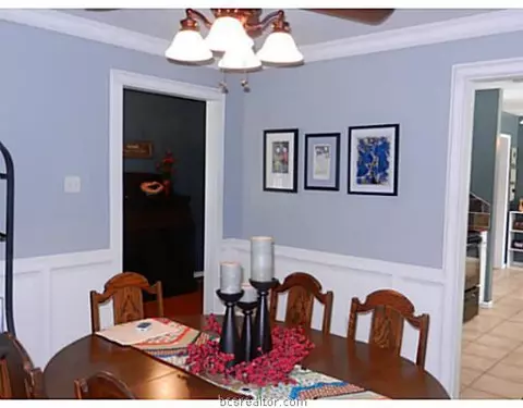 4113 Warwick Ln, Bryan, TX 77802 photo 8