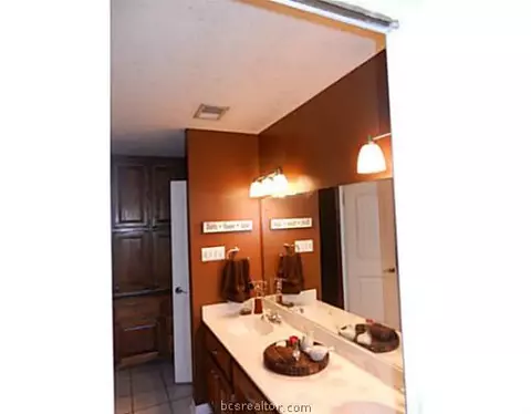 4113 Warwick Ln, Bryan, TX 77802 photo 21