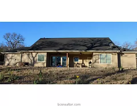 3098 Stonewood, Franklin, TX 77856 photo 3