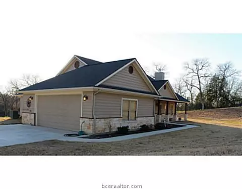 3098 Stonewood, Franklin, TX 77856 photo 2
