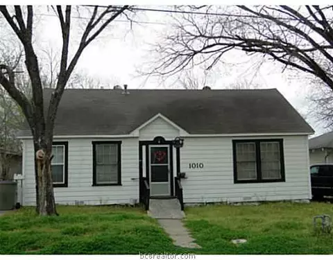 1010 E 28th St, Bryan, TX 77803 photo 1