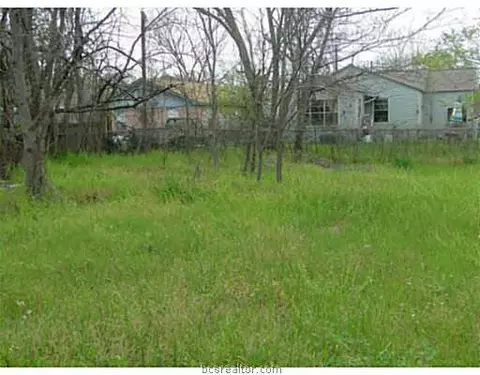 1010 E 28th St, Bryan, TX 77803 photo 13