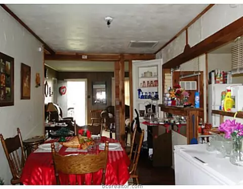 1010 E 28th St, Bryan, TX 77803 photo 10
