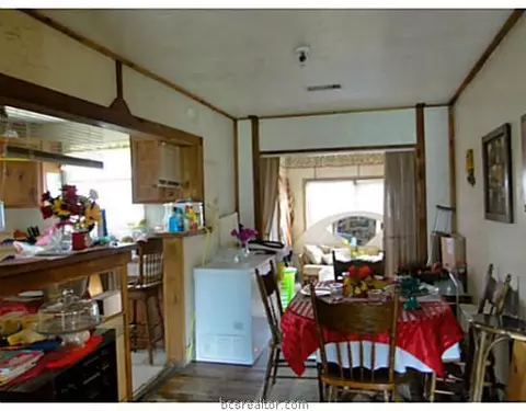 1010 E 28th St, Bryan, TX 77803 photo 5