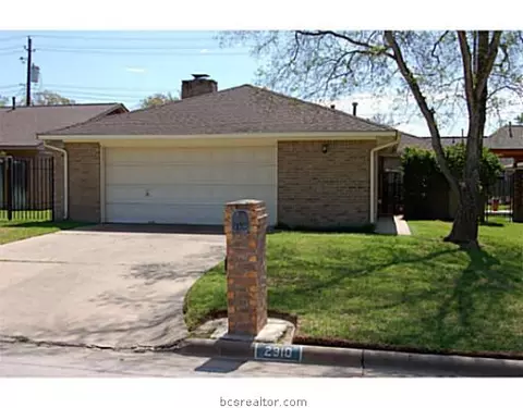 2910 Braeburn, Bryan, TX 77802 photo 1