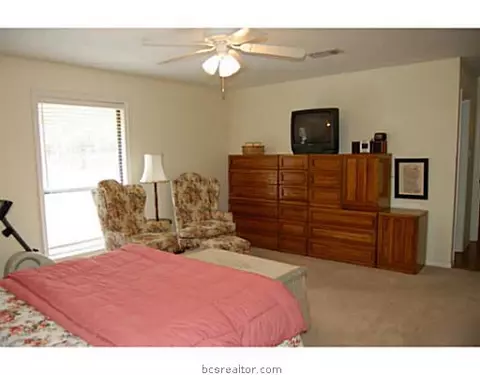 2910 Braeburn, Bryan, TX 77802 photo 17