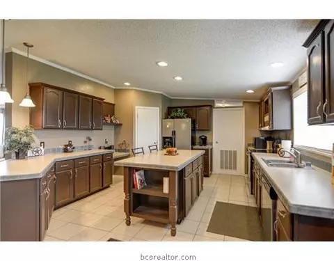 6252 Standing Rock Rd, Bryan, TX 77808 photo 8