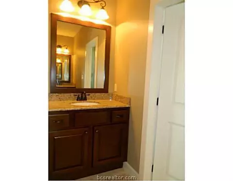 3208 Casita Ct UNIT 334, Bryan, TX 77807 photo 14