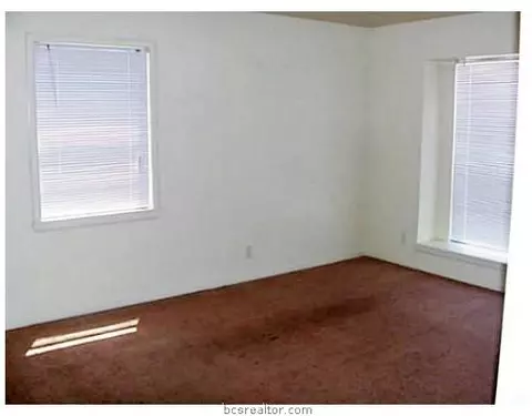 2211 Truman St, Bryan, TX 77801 photo 5