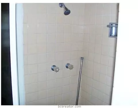 2211 Truman St, Bryan, TX 77801 photo 6