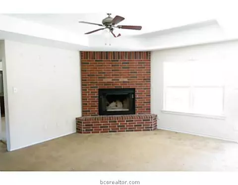 6575 J C Long Dr, Bryan, TX 77808 photo 11