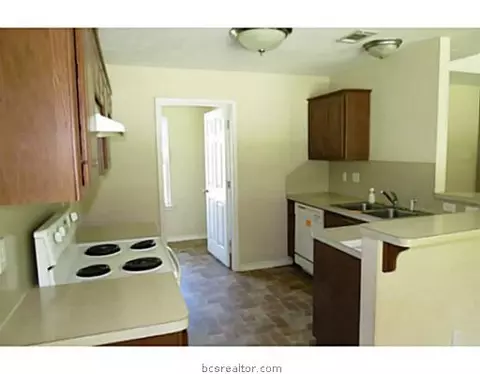6575 J C Long Dr, Bryan, TX 77808 photo 16