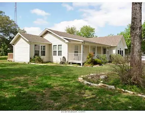 408 Oak St, Bryan, TX 77801 photo 2