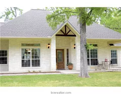 6572 Castenson Rd, Bryan, TX 77808 photo 1
