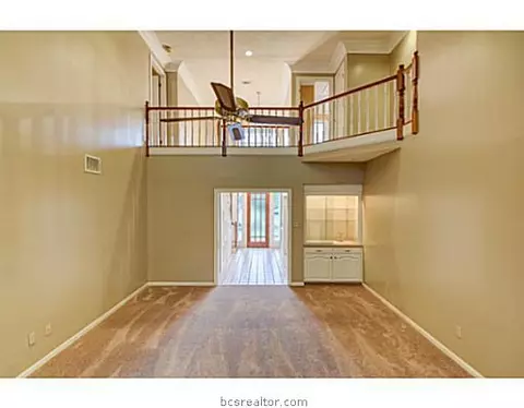 4740 Renwick Dr, Bryan, TX 77802 photo 8