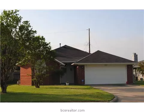 3606 Brighton Dr, Bryan, TX 77802 photo 1
