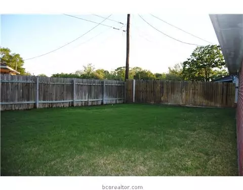 3606 Brighton Dr, Bryan, TX 77802 photo 12