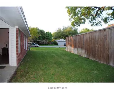 3606 Brighton Dr, Bryan, TX 77802 photo 13
