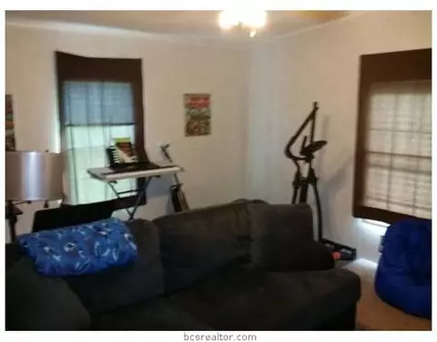 3117 Starlight, Bryan, TX 77808 photo 9