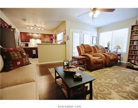 2413 Memorial Dr, Bryan, TX 77802 photo 19