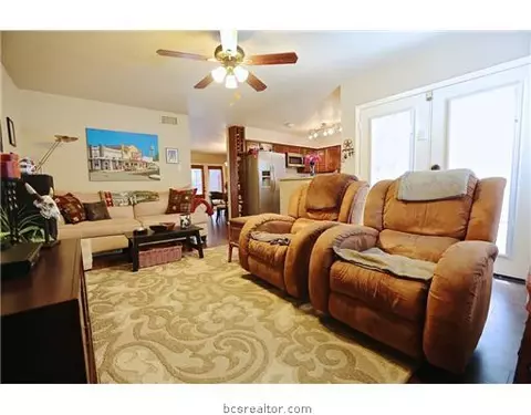2413 Memorial Dr, Bryan, TX 77802 photo 20