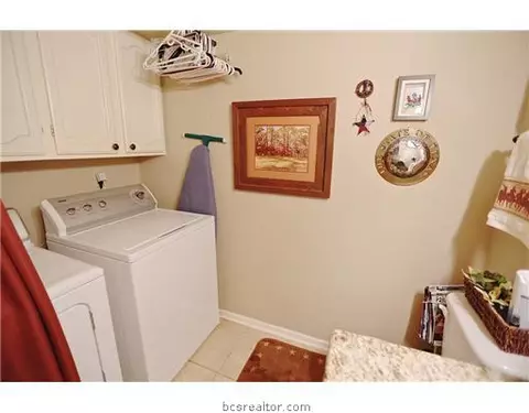2413 Memorial Dr, Bryan, TX 77802 photo 10