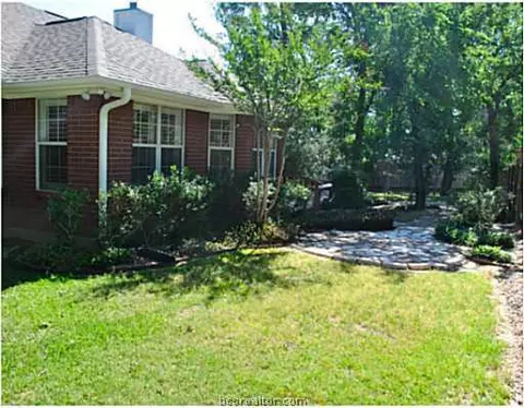 2306 Bastrop Cir, Bryan, TX 77808 photo 17