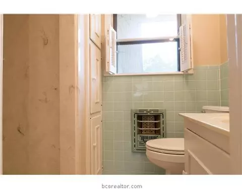 2305 Morningside Dr, Bryan, TX 77802 photo 7