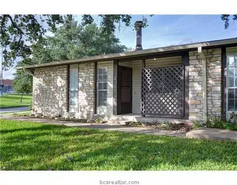 2100 Windsor Apt 2 Dr, Bryan, TX 77802 photo 1