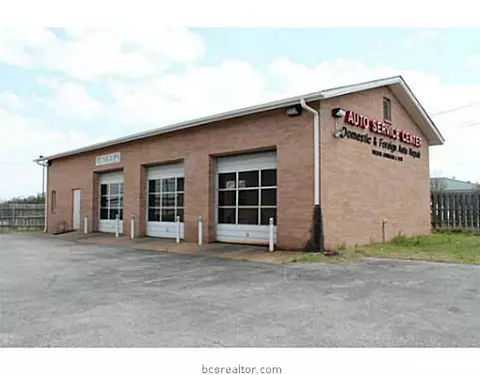 2305 E Villa Maria Rd, Bryan, TX 77802 photo 2