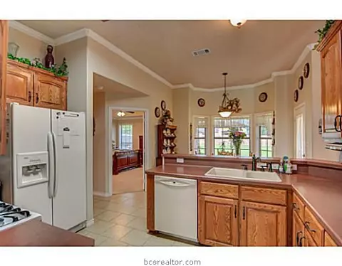 3813 Williams, Bryan, TX 77808 photo 8