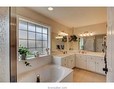 3813 Williams, Bryan, TX 77808 photo 13