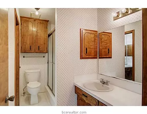 3217 Red Robin, Bryan, TX 77802 photo 7