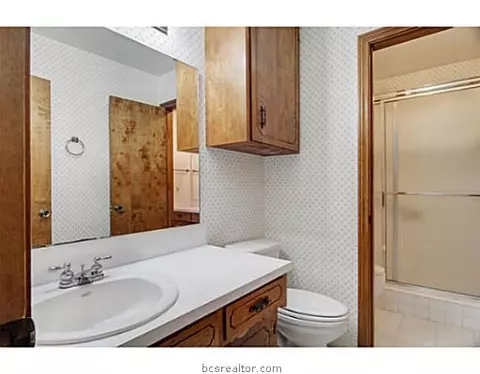 3217 Red Robin, Bryan, TX 77802 photo 8