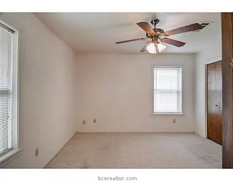 3217 Red Robin, Bryan, TX 77802 photo 9
