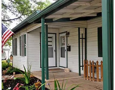 1503 Burt St, Bryan, TX 77802 photo 3