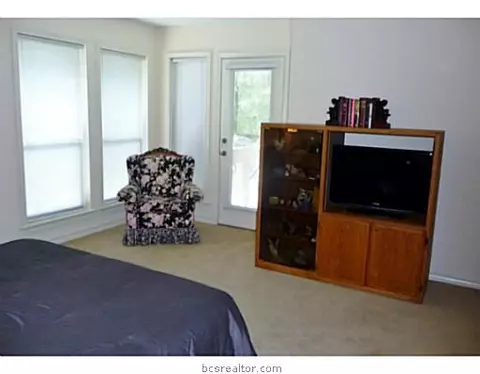 4221 Warwick Ln, Bryan, TX 77802 photo 13