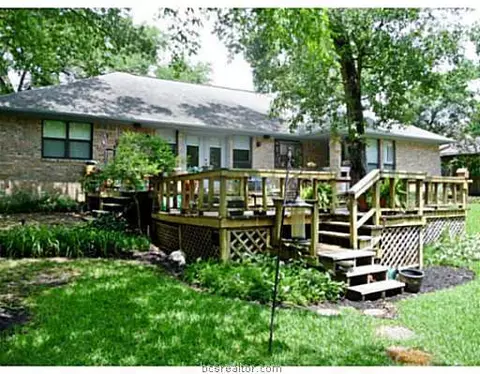 4221 Warwick Ln, Bryan, TX 77802 photo 22