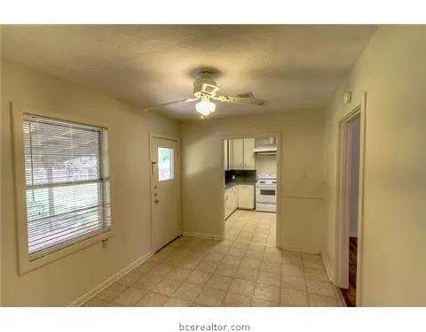 312 Laurel St, Bryan, TX 77801 photo 8