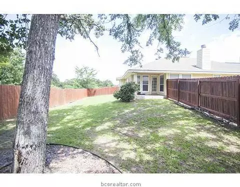 1699 Summerwood, Bryan, TX 77807 photo 11