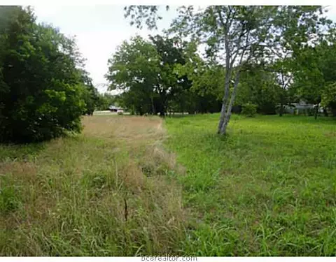 409 N Logan Ave, Bryan, TX 77802 photo 2