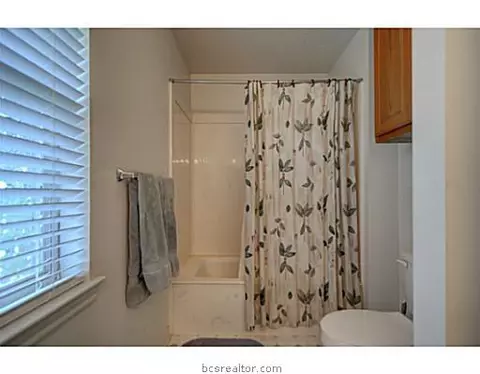 4705 Warwick Ln, Bryan, TX 77802 photo 19