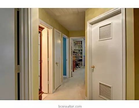 4705 Warwick Ln, Bryan, TX 77802 photo 12