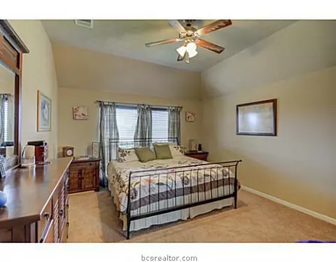 2028 Positano Loop, Bryan, TX 77808 photo 11