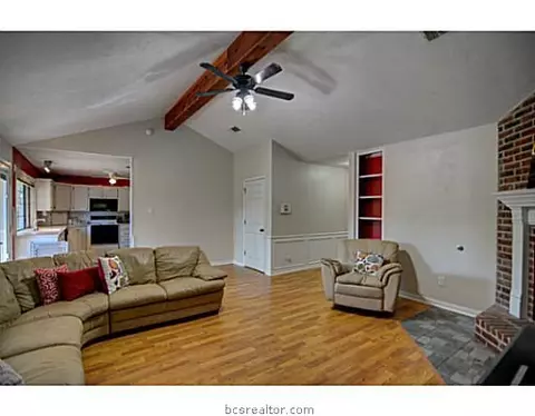 1805 Richmond Ave, Bryan, TX 77802 photo 7