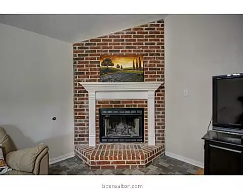 1805 Richmond Ave, Bryan, TX 77802 photo 6